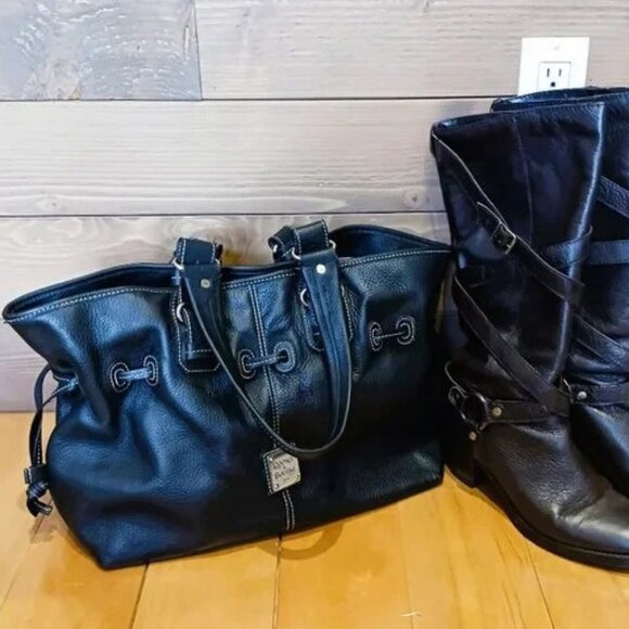 LARGE Dooney & Bourke black Pebble Grain 100% Leather Bag Tote Shoulder - Picture 1 of 15